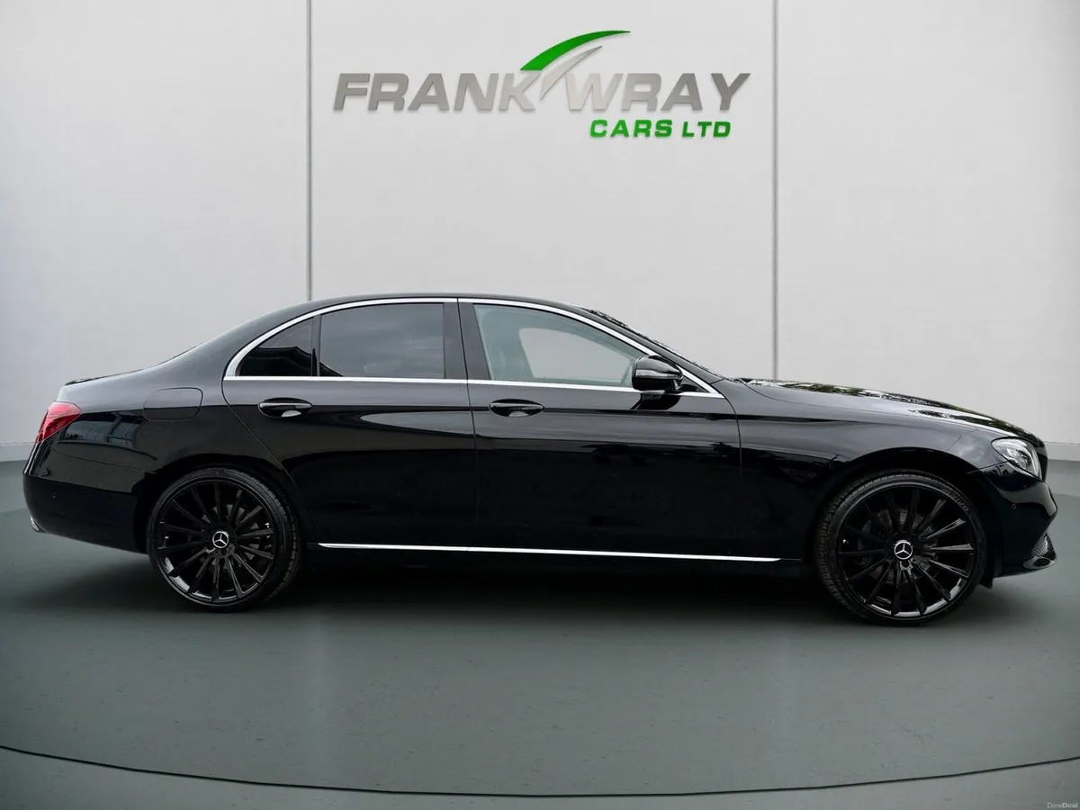 2017 MERCEDES E220 D SE 4 MATIC**€190 TAX**MINT** - Image 4