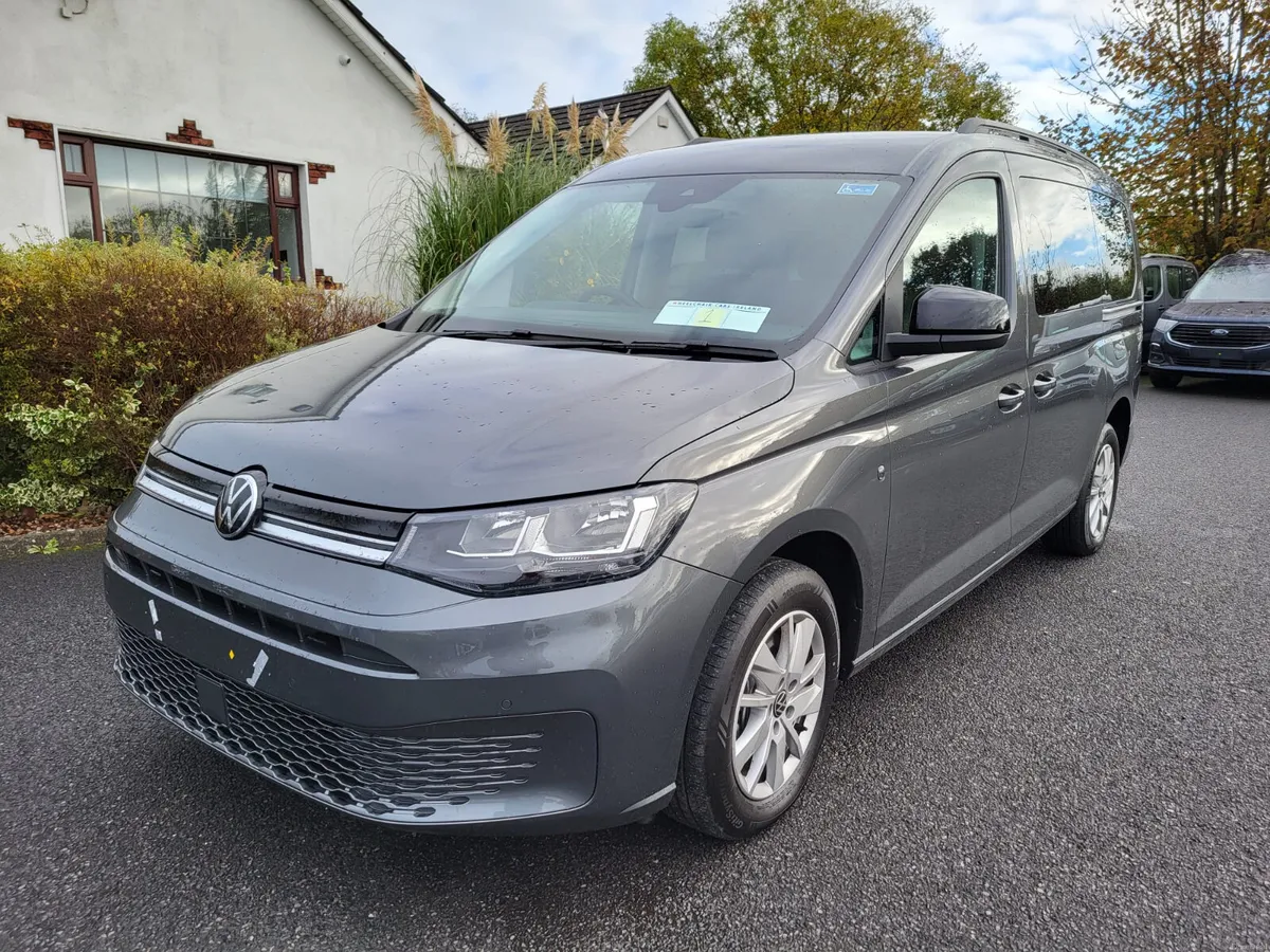 Wheelchair Taxi Volkswagen VW Caddy Vista - Image 2