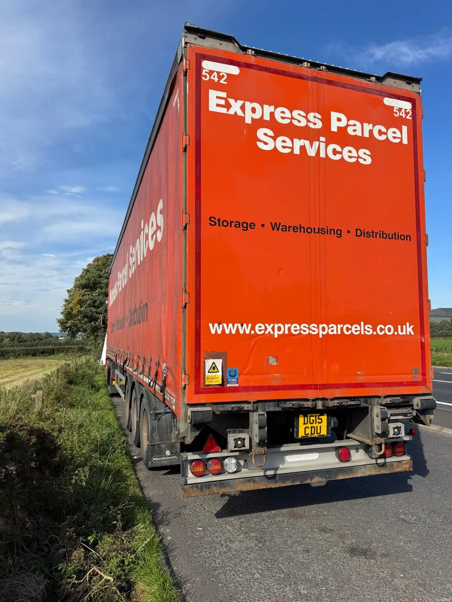 2015 Mercedes-Benz Actros BigSpace (2.65m) - Image 4