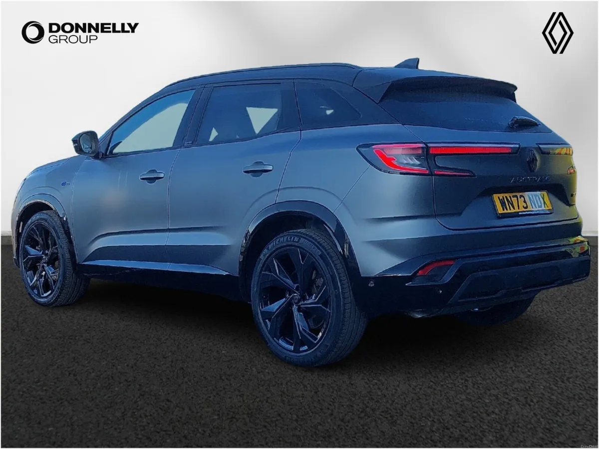 Renault Austral Estate Iconic Esprit Alpine - Image 2