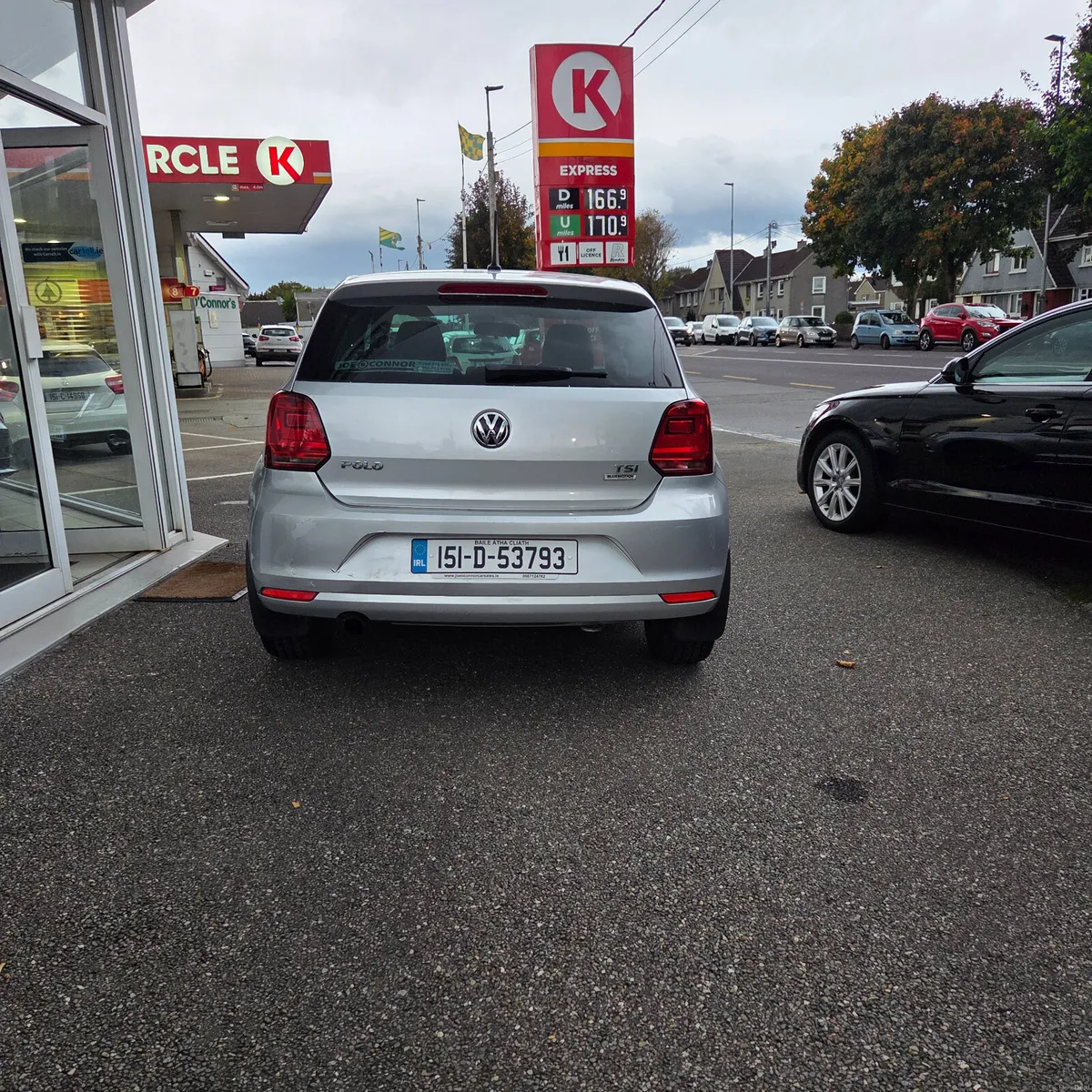 Volkswagen Polo 2015 1.2 TSI C/Line - Image 2