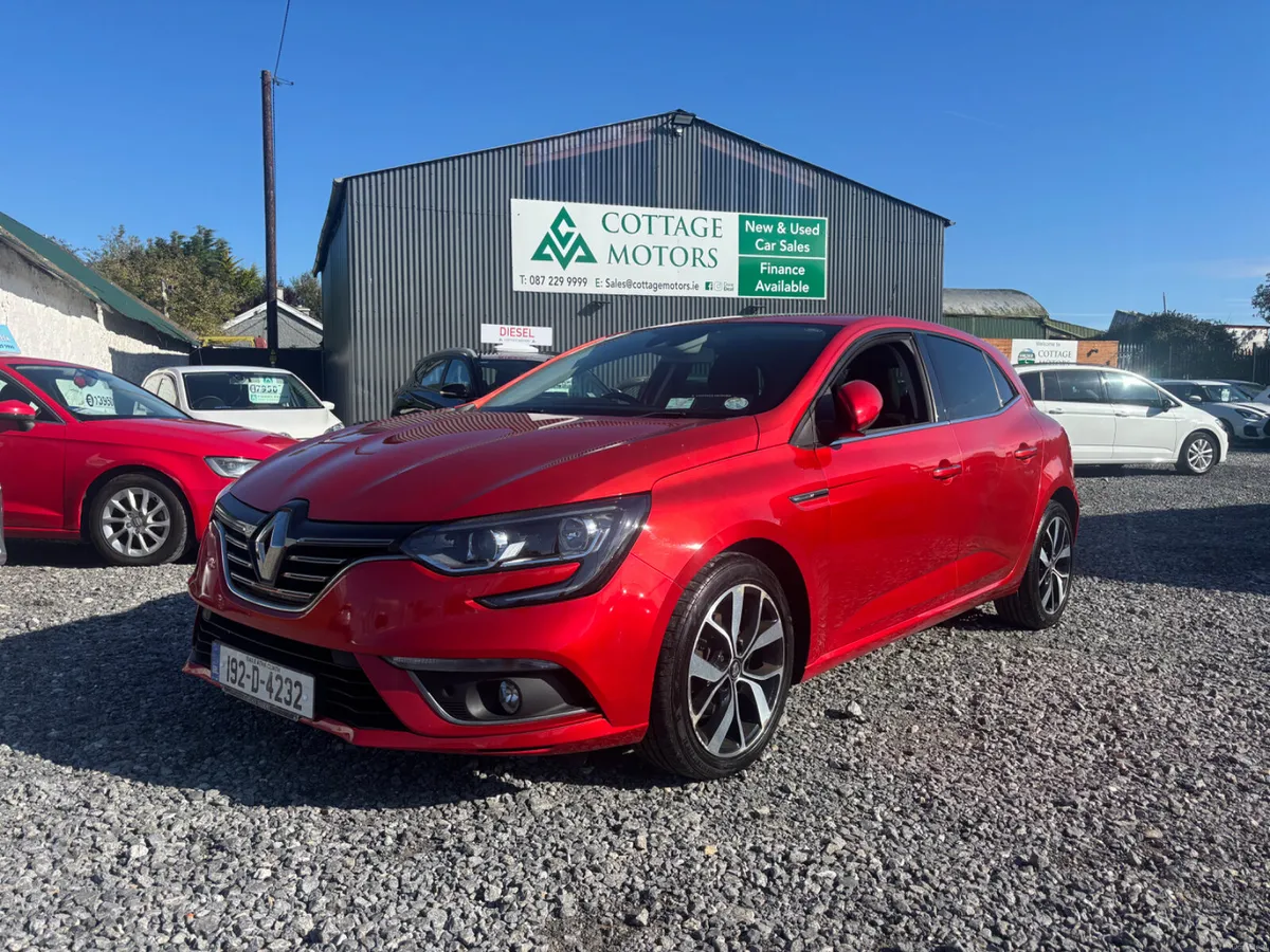 Renault Megane Sat Nav *HUGH SPEC* - Image 2