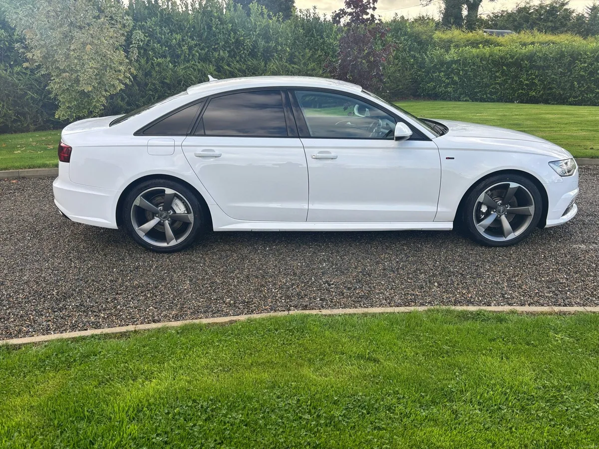 2015 AUDI A6 3 LT V6 S-LINE BLACK EDITION - Image 2