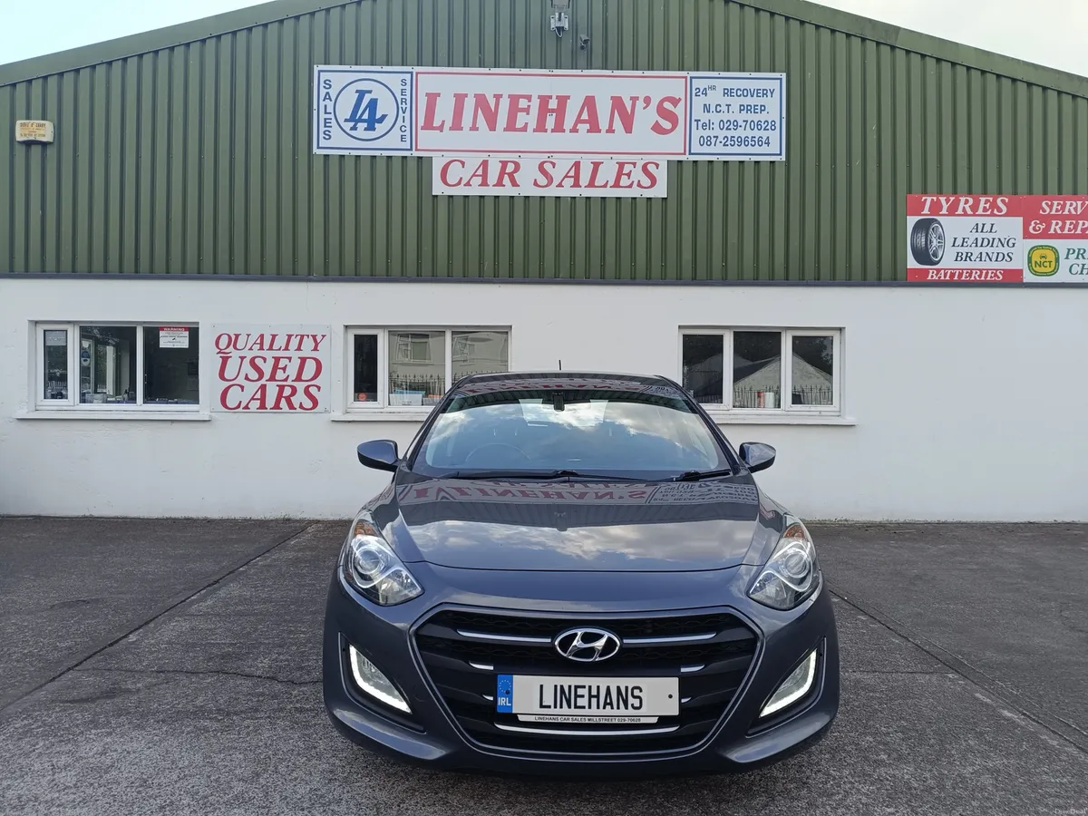 Hyundai i30 1.6 CRDI, LOW MILES! 85K! - Image 2