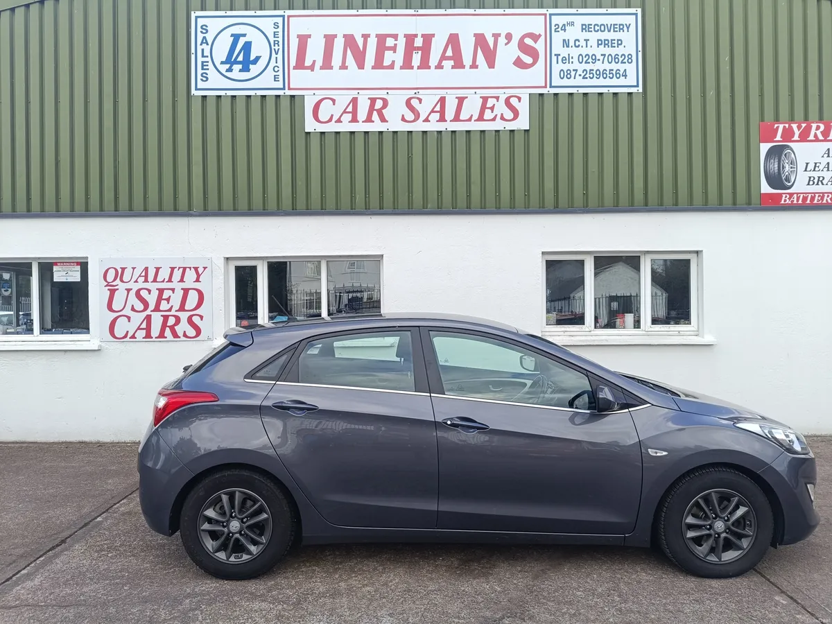 Hyundai i30 1.6 CRDI, LOW MILES! 85K! - Image 4