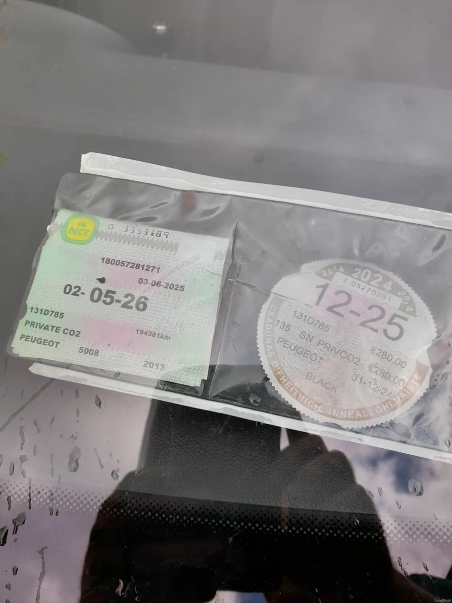 Peugeot 5008 2013 - Image 2