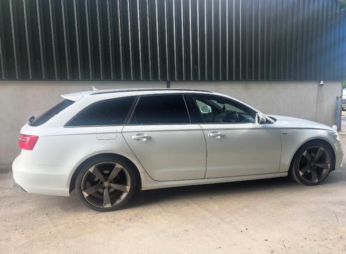 Audi A6 - Image 2