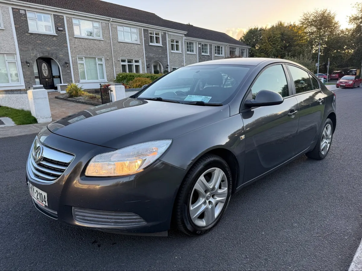 Vauxhall Insignia 2013 NCTED & Taxed - Image 3