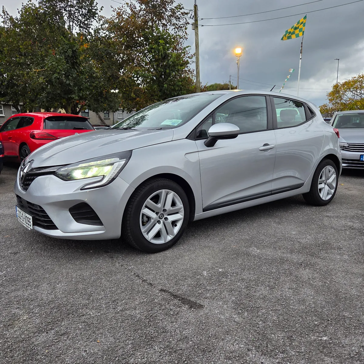 Renault Clio 2022 5 DR, Dynamique - Image 4