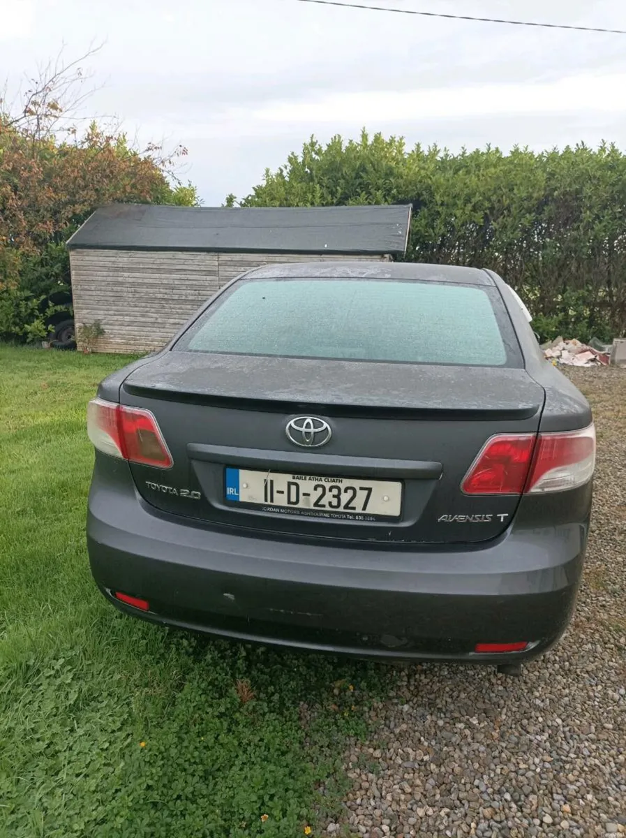 11 Toyota avensis Limerick - Image 3