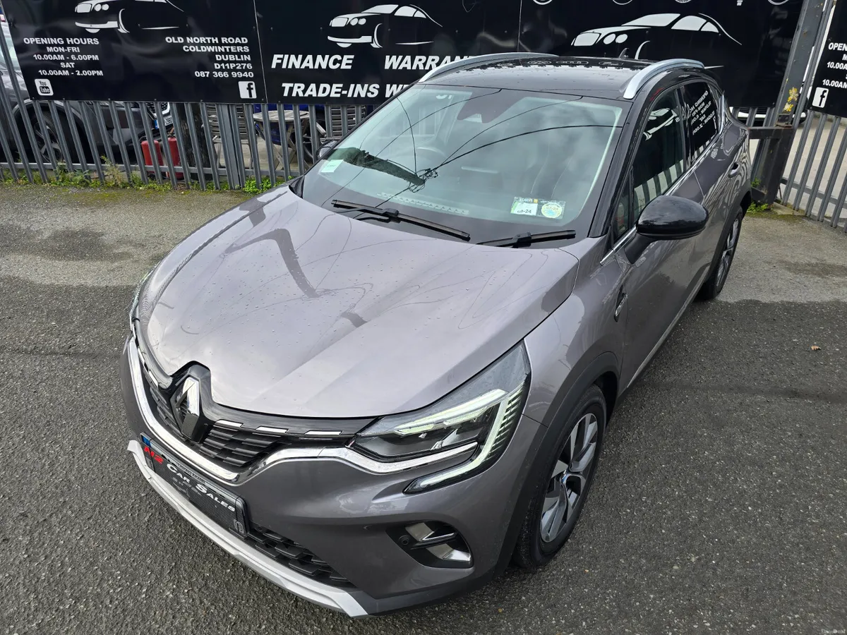 212  Renault Capture Plug in Hybrid, LOW MILES - Image 5