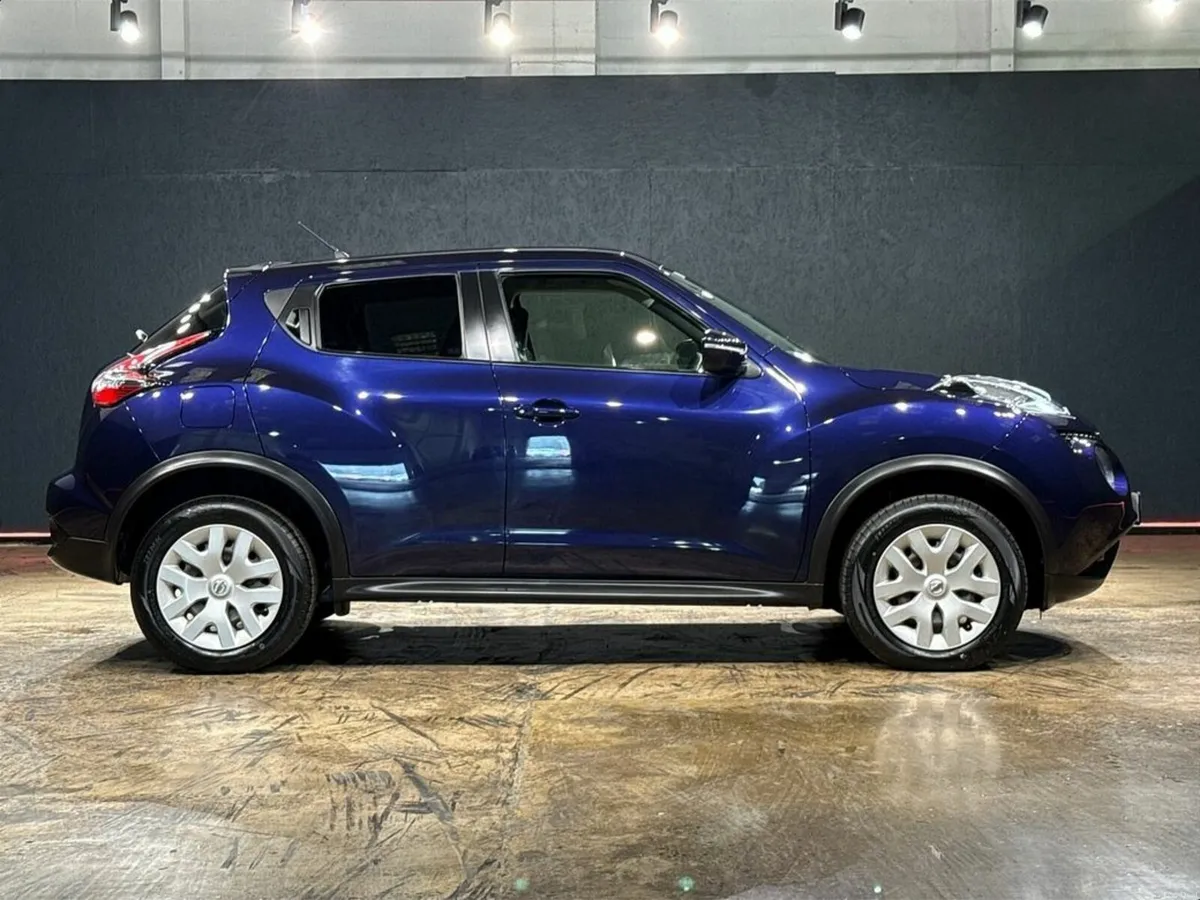 Nissan Juke 1.5 AUTOMATIC - LOW MILEAGE - REVERSE - Image 3