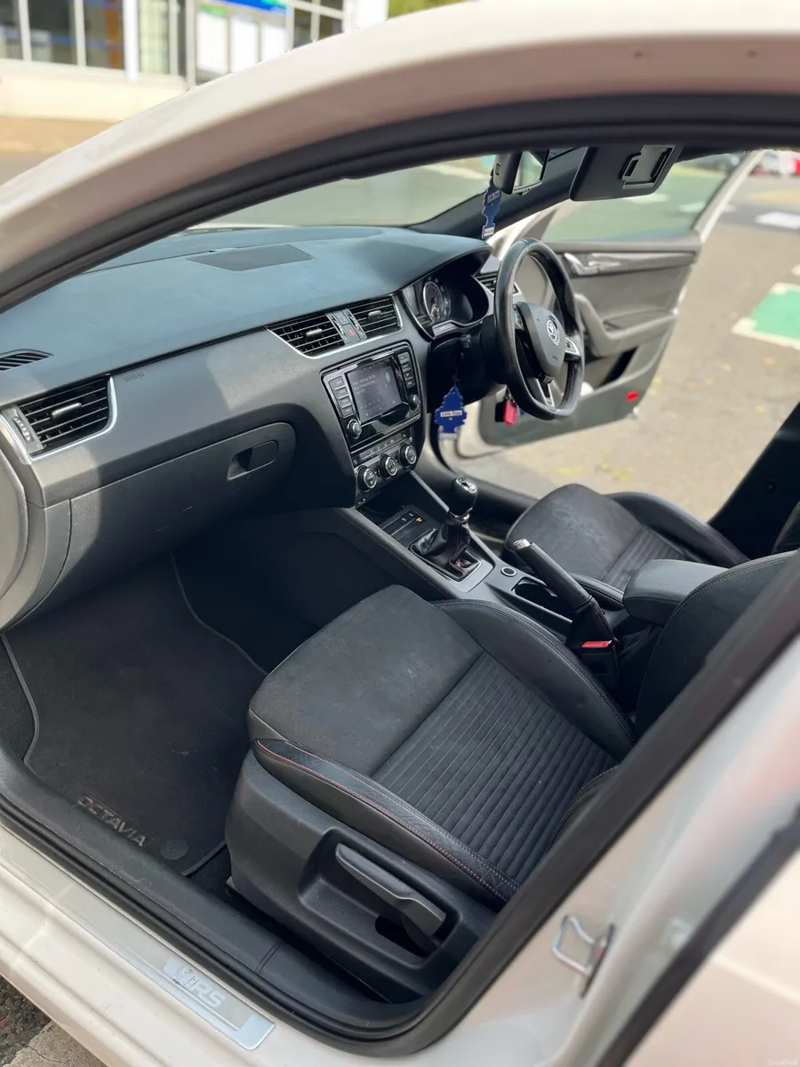 VRS Top spec with sunroof - Image 4