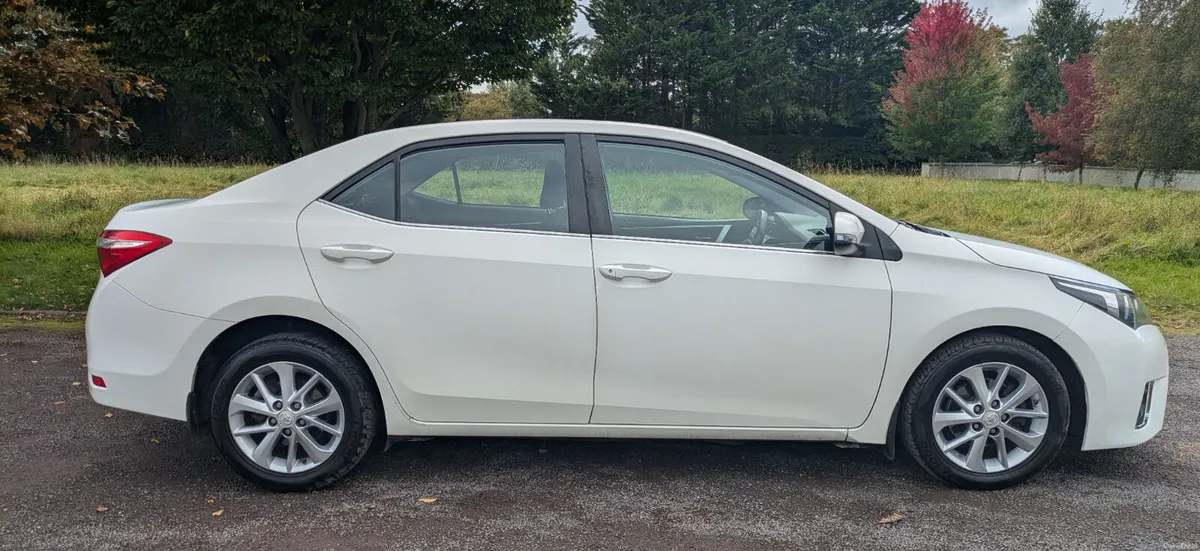 Toyota Corolla D4D LUNA NEW NCT 03/27 - Image 4