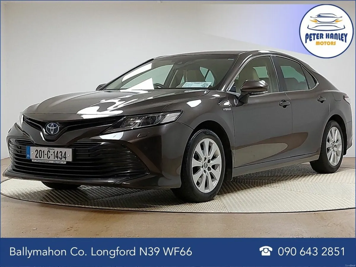 Toyota Camry 2.5 Camry Hybrid Sol - Genuine Irish - Image 3