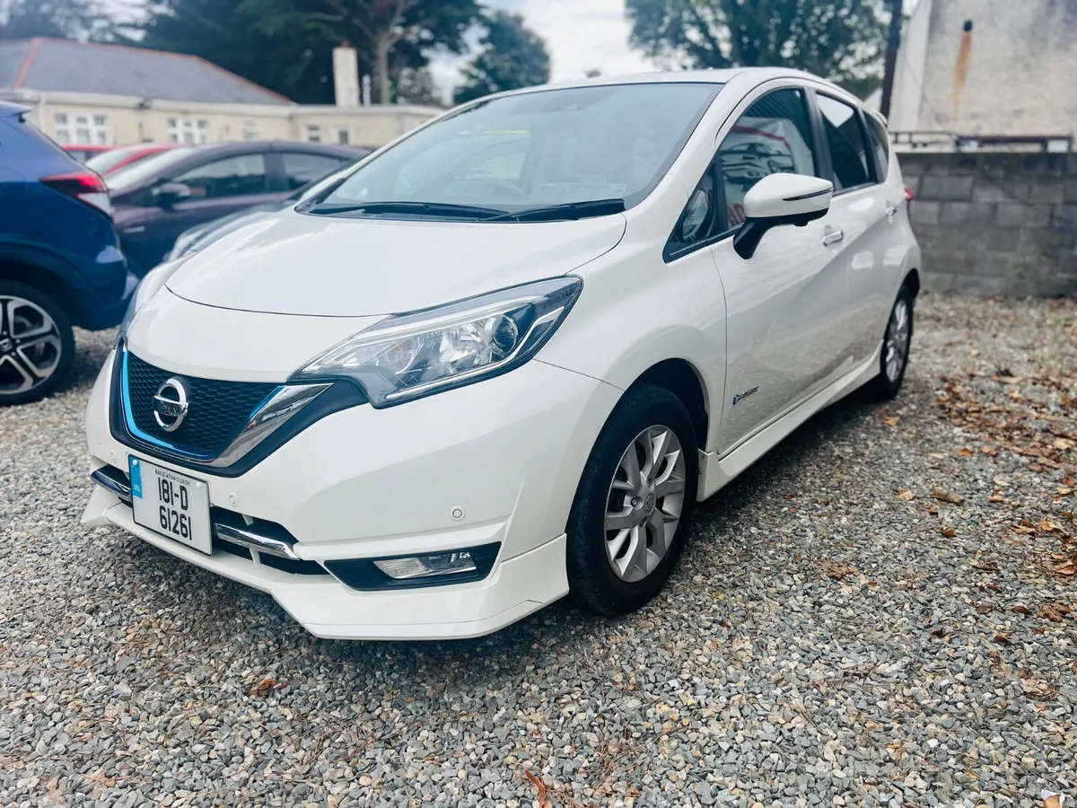 Nissan note 2018 ** white leather interior - Image 3