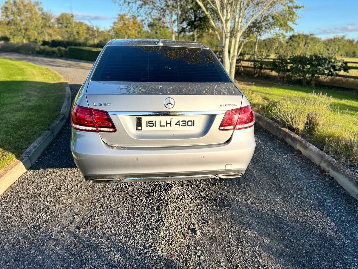 Mercedes-Benz E-Class 2015 - Image 3