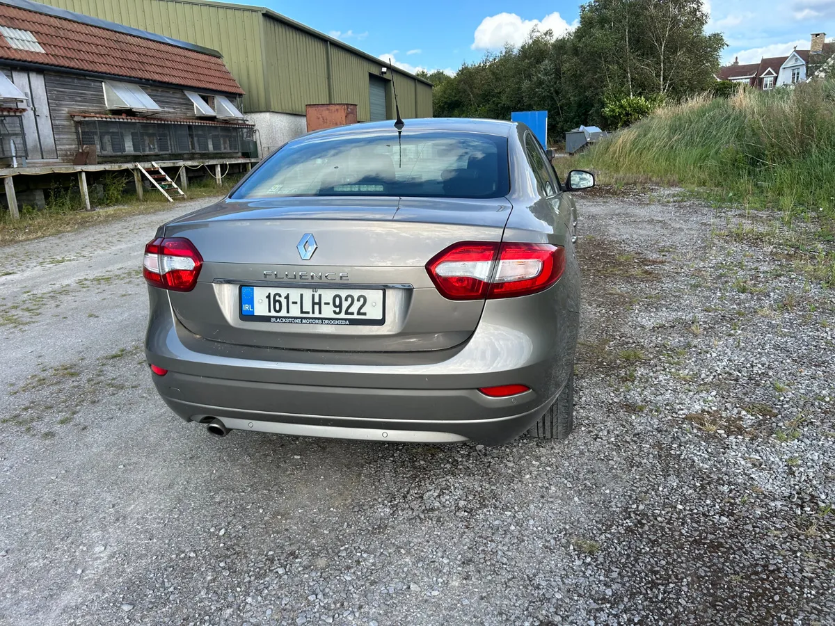 Renault Fluence 2016 - Image 2