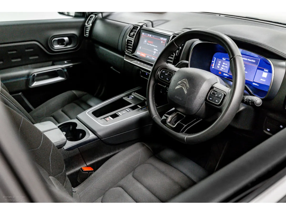 Citroen C5 Aircross Feel Pack 1.5 Diesel Auto 130H - Image 2