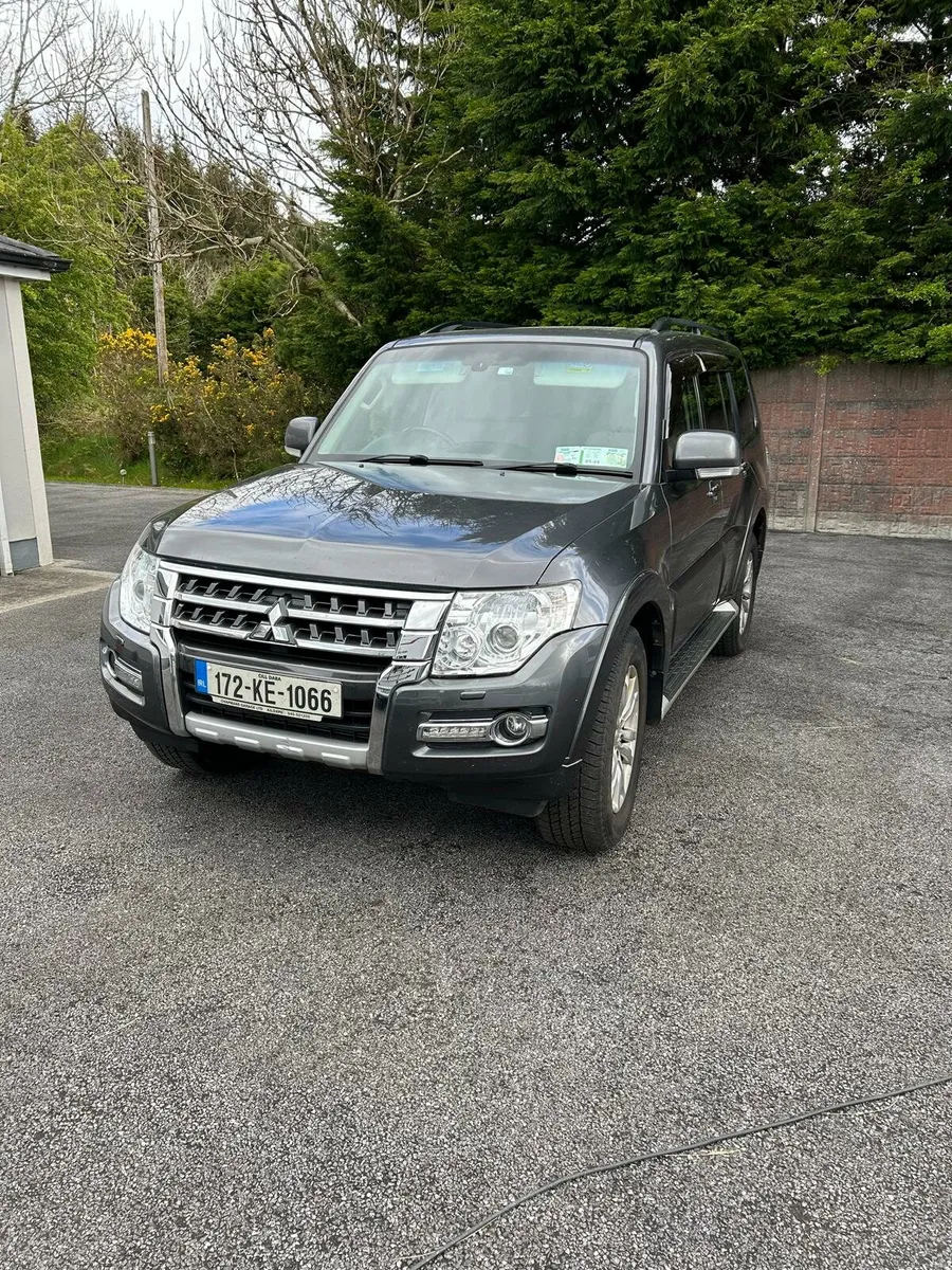 Mitaubishi Pajero Lwb 5 seat crew cab - Image 2