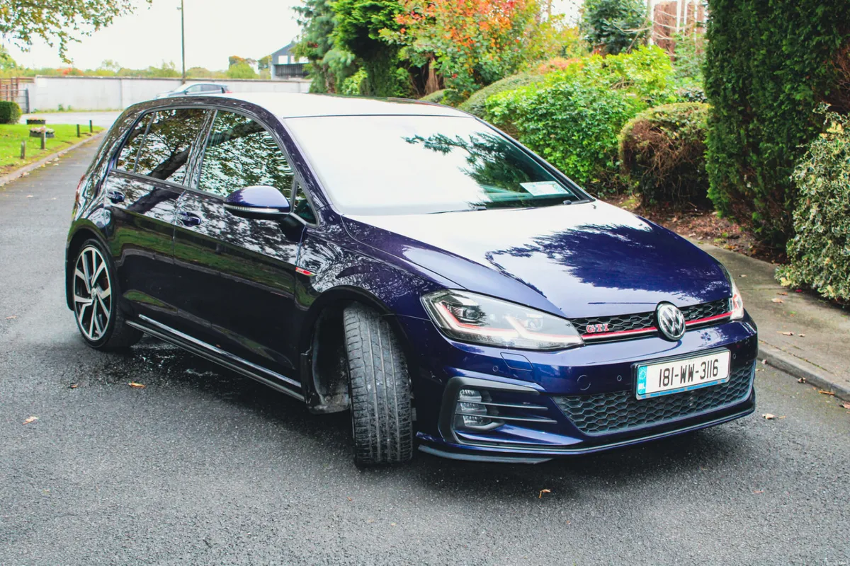 Volkswagen Golf 2018 Gti**Performance edt** - Image 4