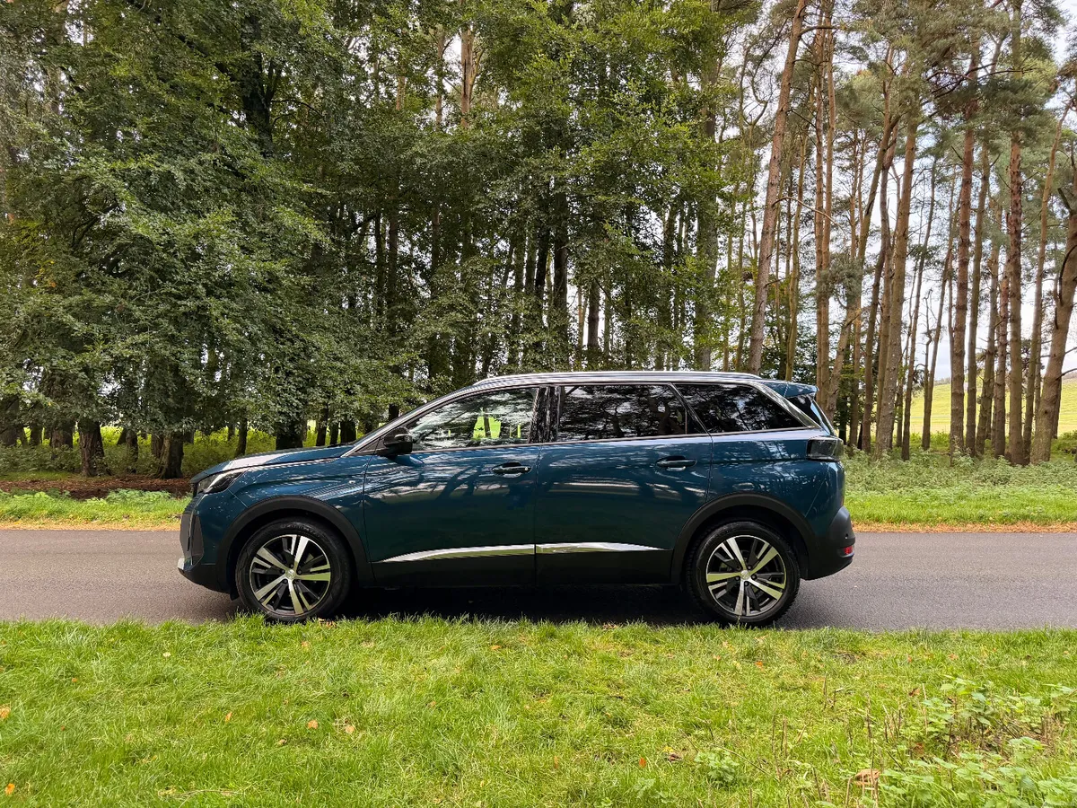 Peugeot 5008 2022 7 Seater Diesel - Image 4