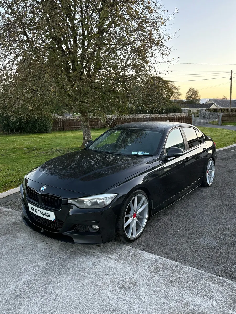 BMW 320D F30 - Image 1