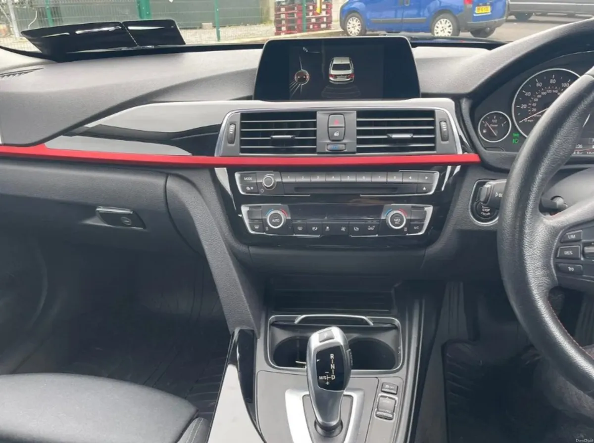 BMW 3-Series 2015 - Image 4