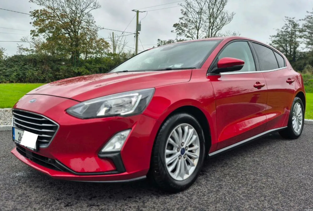 FORD FOCUS TITANIUM EDITION LOW KMS - Image 3