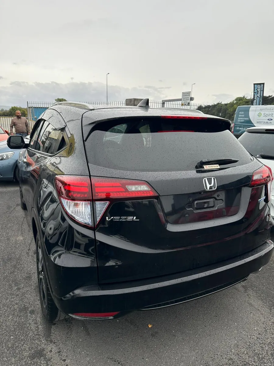 Honda Vezel Only 41K Miles - Image 4