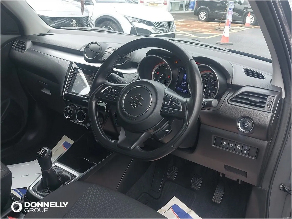 Suzuki Swift Hatchback SZ5 - Image 4