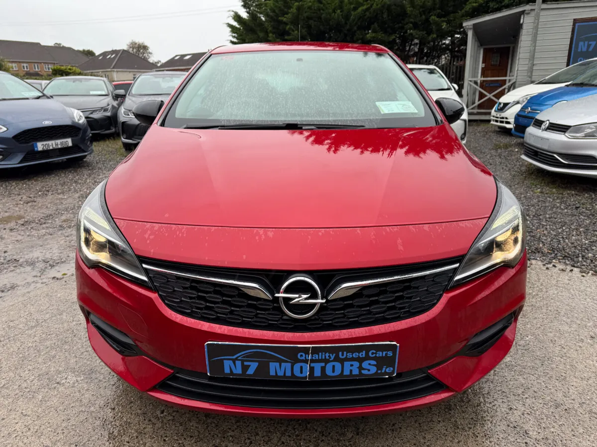2021 Opel Astra  1.5 SC - Image 3