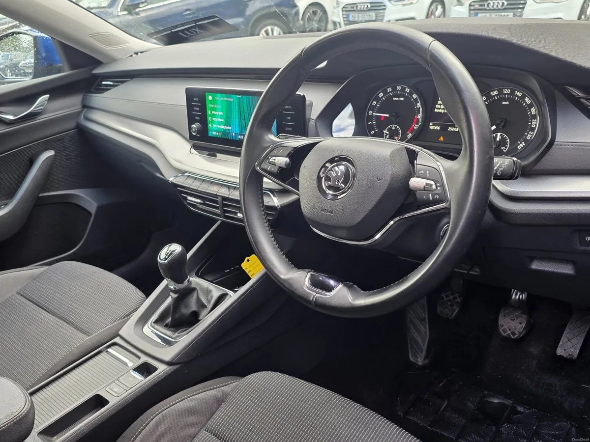 2022 Skoda Octavia 2.0 TDI AMBITION - Image 4