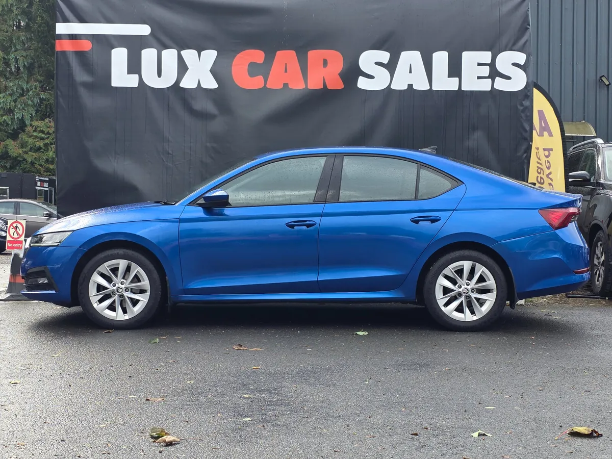 2022 Skoda Octavia 2.0 TDI AMBITION - Image 3
