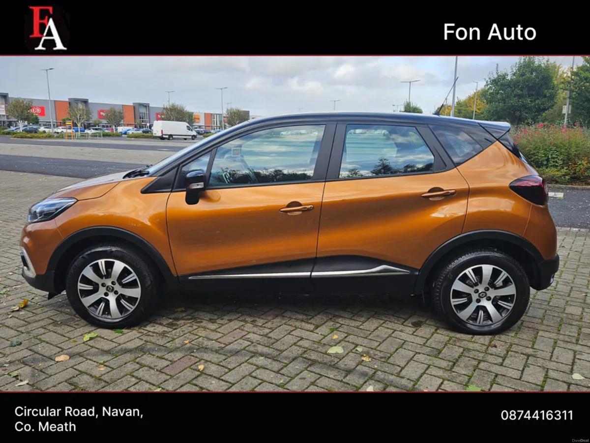 Renault Captur 1.0 PETROL PLAY MODEL - HIGH SPEC * - Image 4