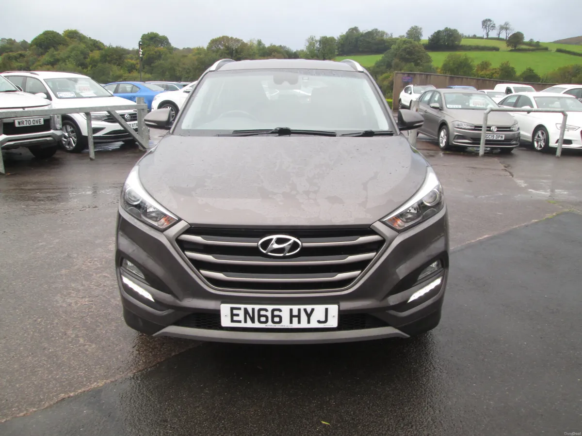 2017  HYUNDAI  TUCSON  1.7  CRDI  SE  NAV  5DR - Image 3
