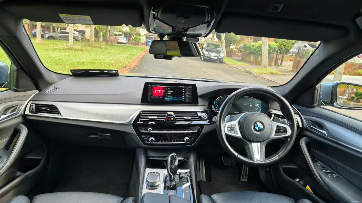 BMW 530e Petrol Hybrid M Sport - Image 3