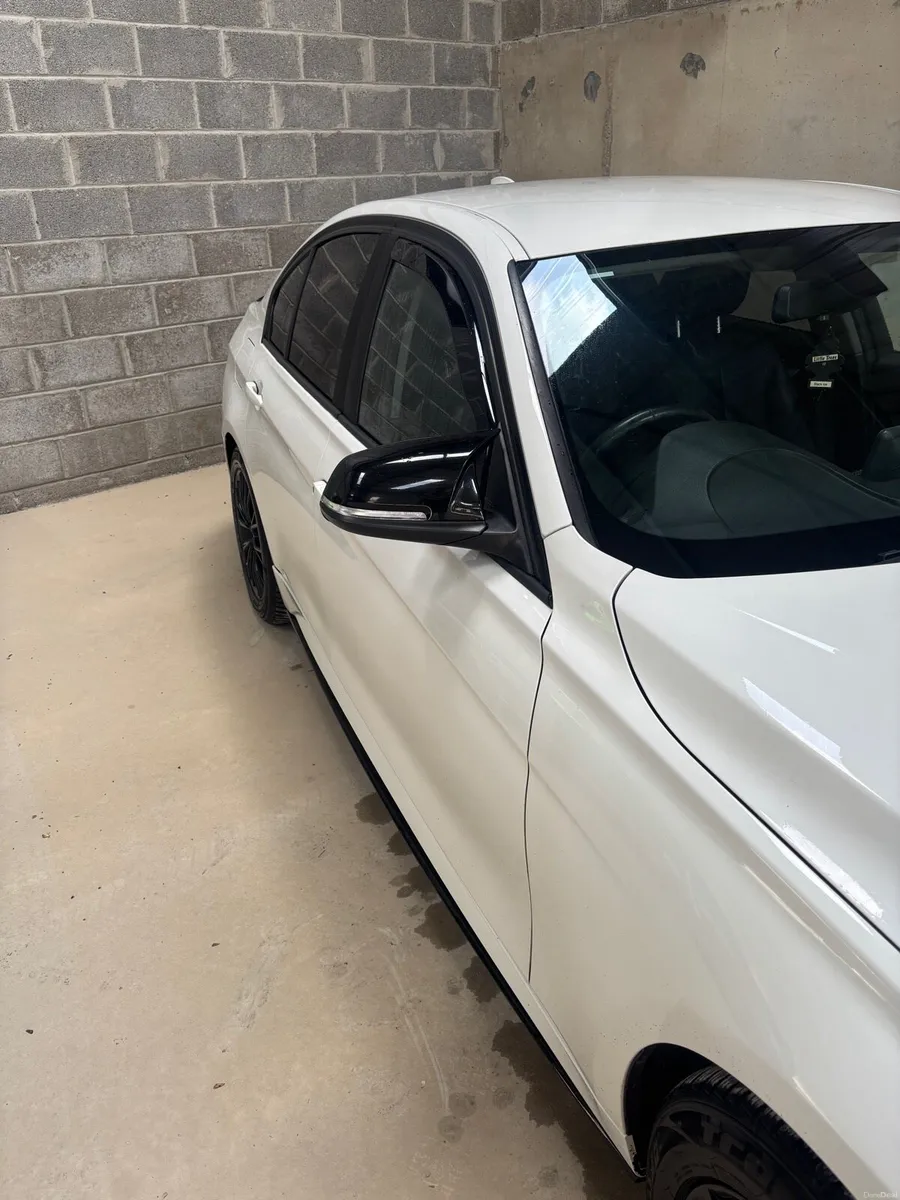 BMW 3 series - Image 4