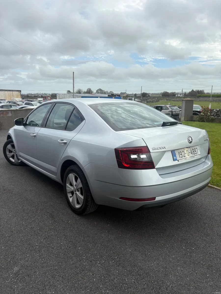 Skoda Octavia 2019 - Image 3
