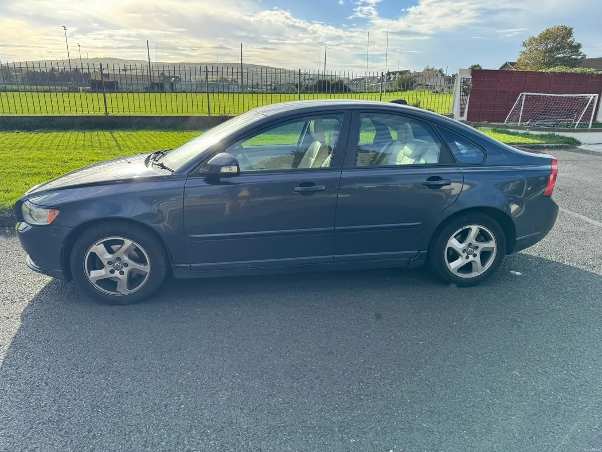 Volvo S40 2012 - Image 3