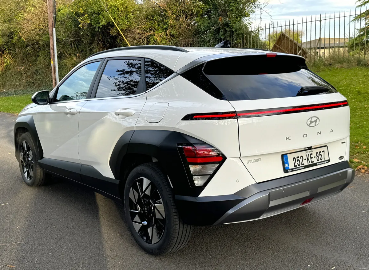 Hyundai KONA Hybrid - Image 6