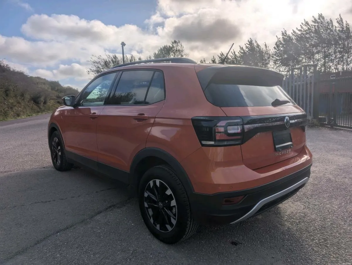 Volkswagen T-Cross - Image 5