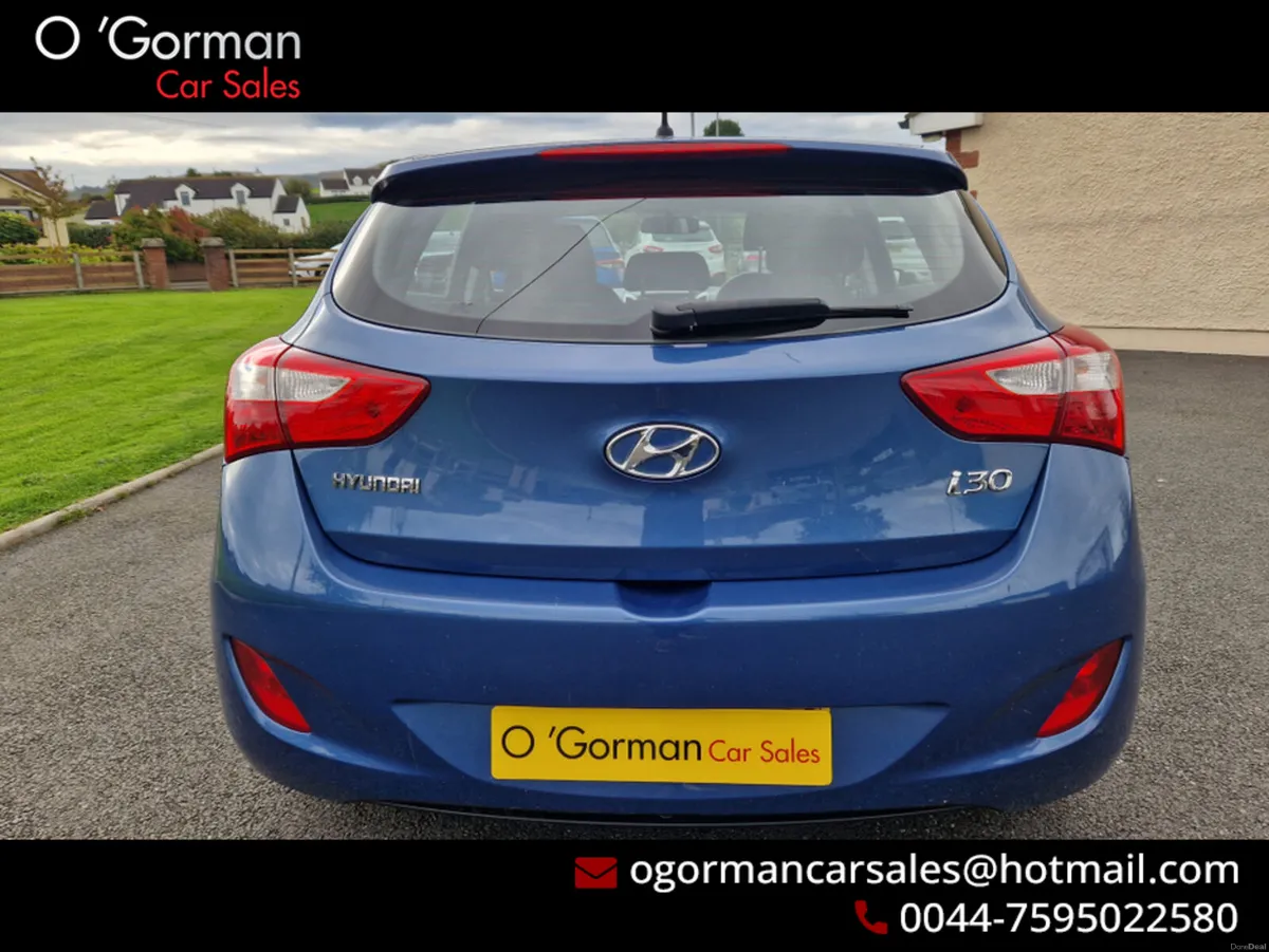 Hyundai i30 BLUE CRDI SDRIVE - Image 3