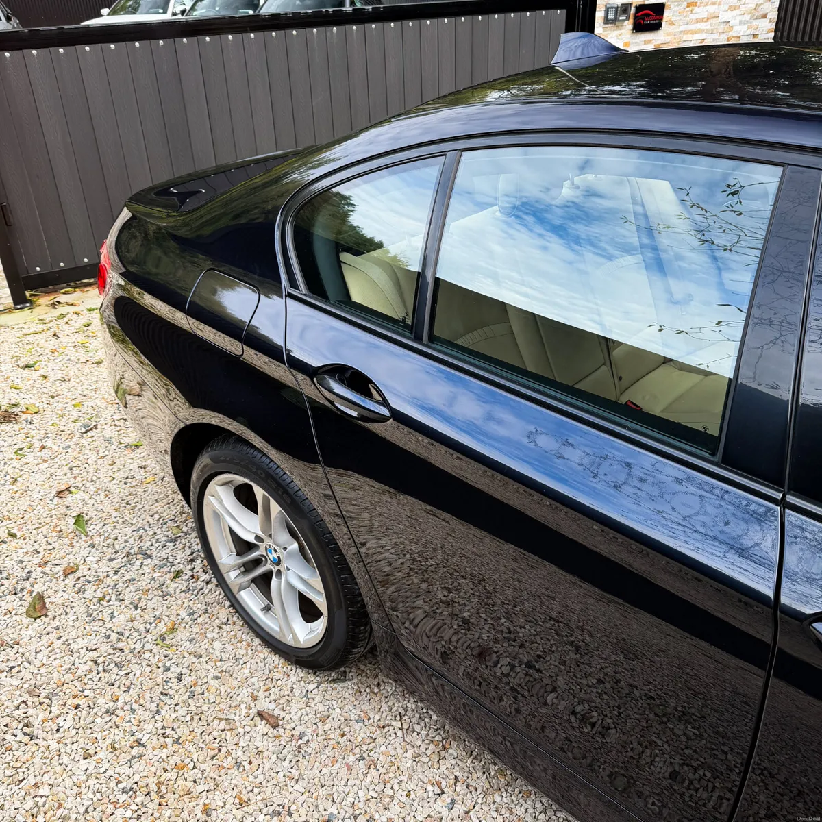 2016 (161) BMW 520D MSPORT LCI AUTO - Image 3