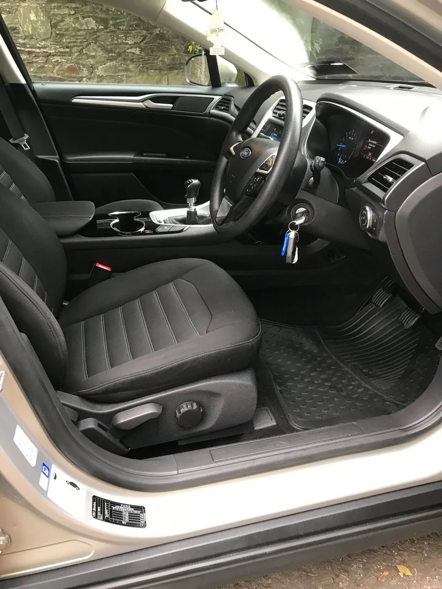 Ford Mondeo Estate - Image 4