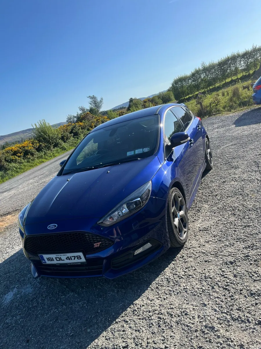 2016 ford focus ST 3 - Image 1