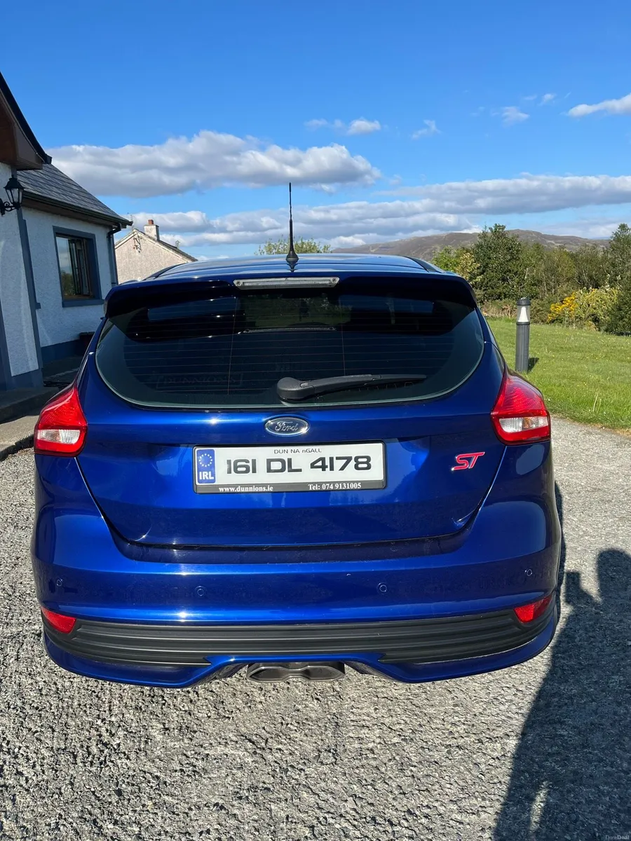 2016 ford focus ST 3 - Image 2