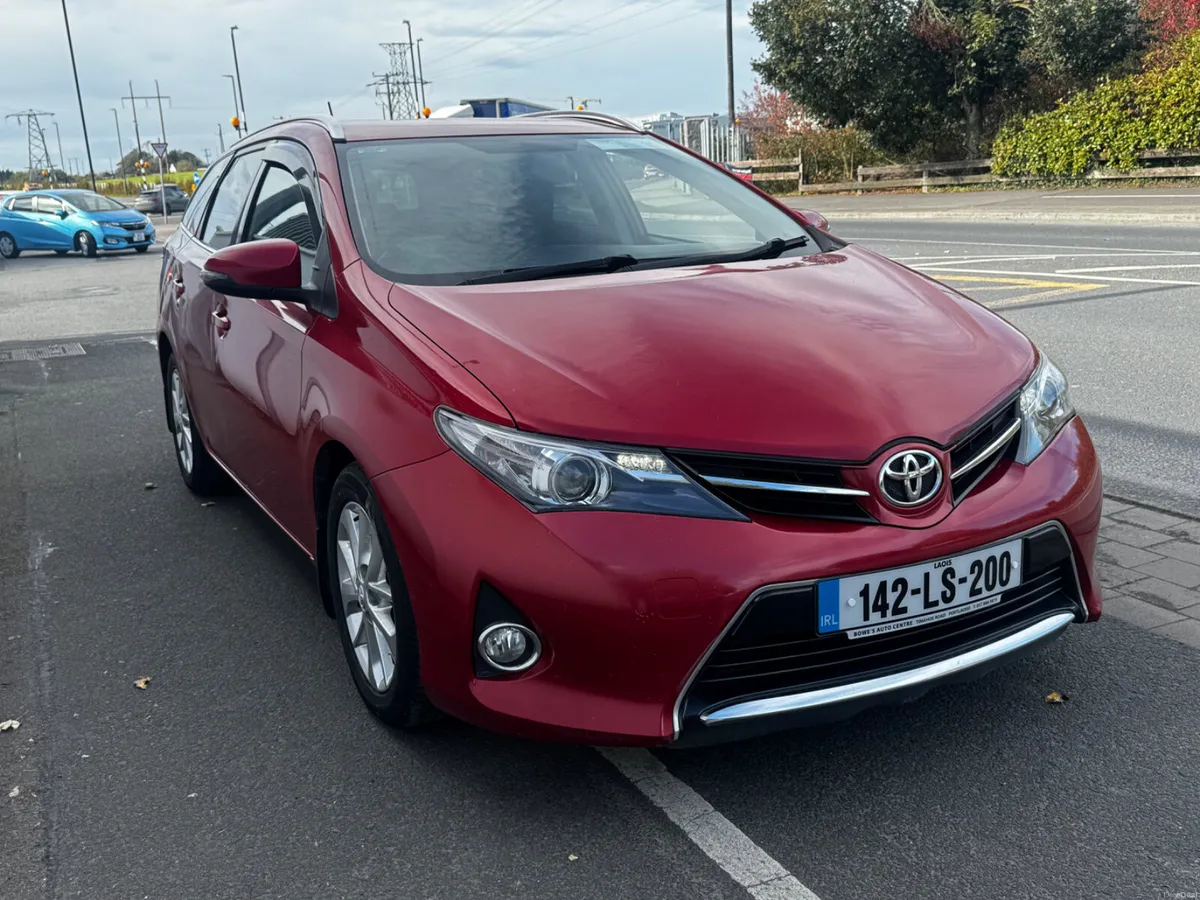 Toyota Auris 2014 - Image 3