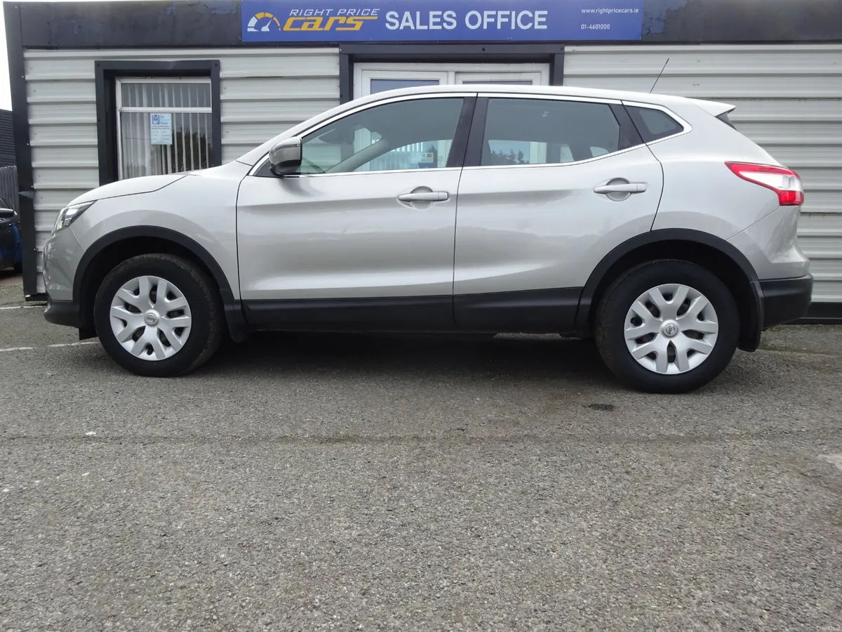 NISSAN QASHQAI 1.5 DIESEL XE 5 DOOR TRADE SALE - Image 4