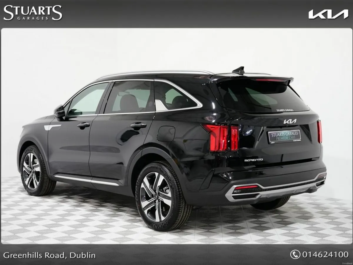 Kia Sorento DIESEL 5DR Auto 7 Seat SEM - Sunroof , - Image 2